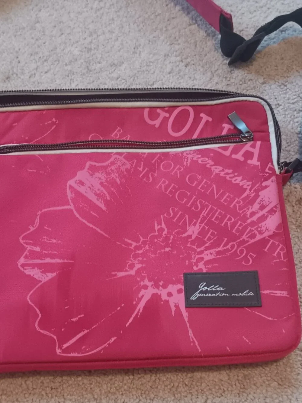 Golla Generation Mobile Pink Floral Laptop Bag